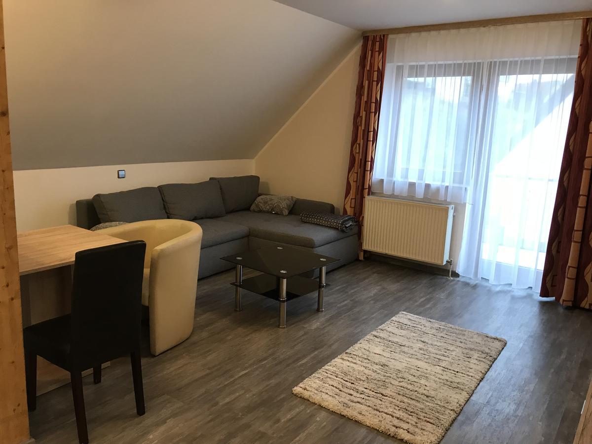 Apartment-Pension Schwalbennest Herzogenaurach Zewnętrze zdjęcie