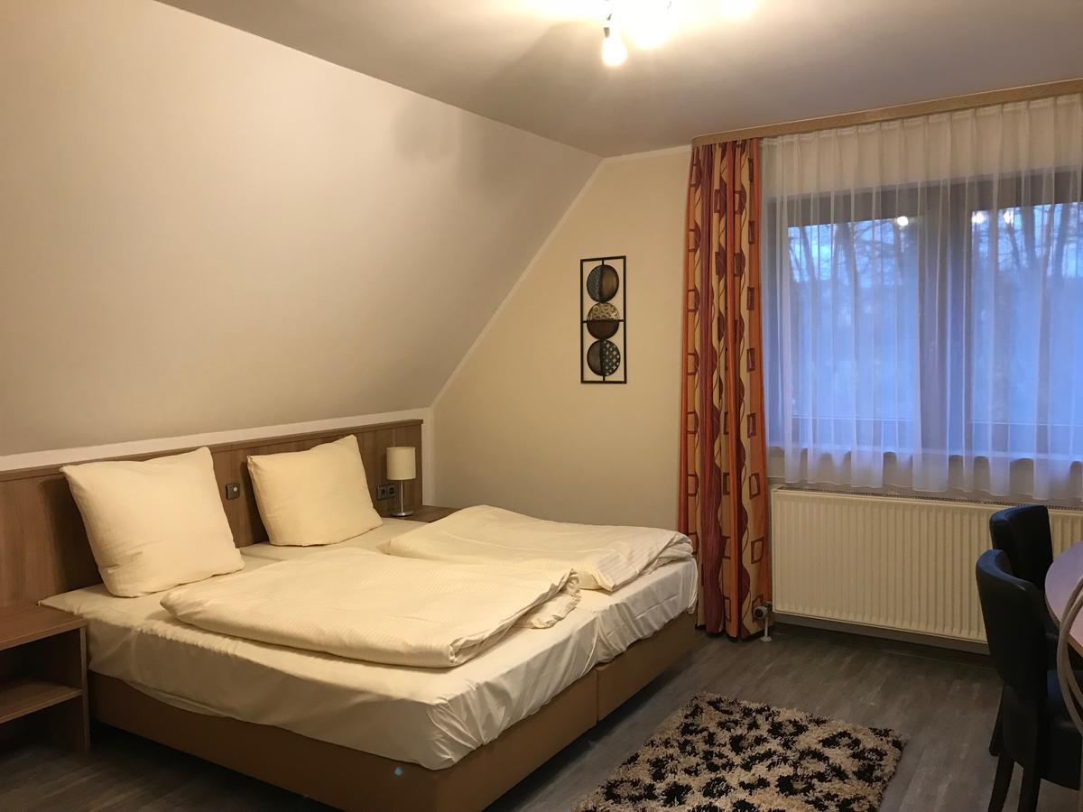 Apartment-Pension Schwalbennest Herzogenaurach Pokój zdjęcie