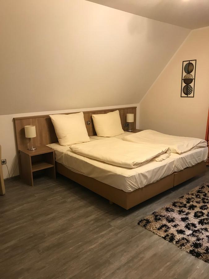 Apartment-Pension Schwalbennest Herzogenaurach Pokój zdjęcie